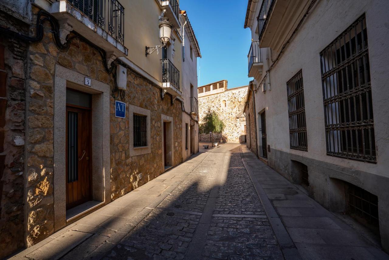 Apartamentos Caceres Historico Centro Buitenkant foto